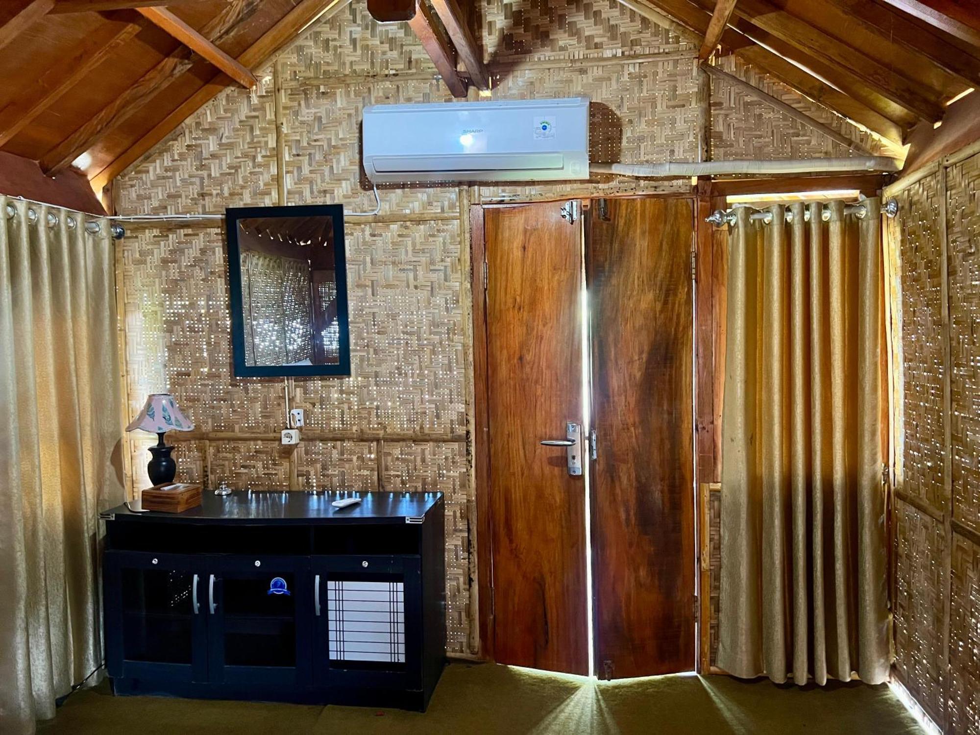 Bello Bungalow Batukliang Exterior foto